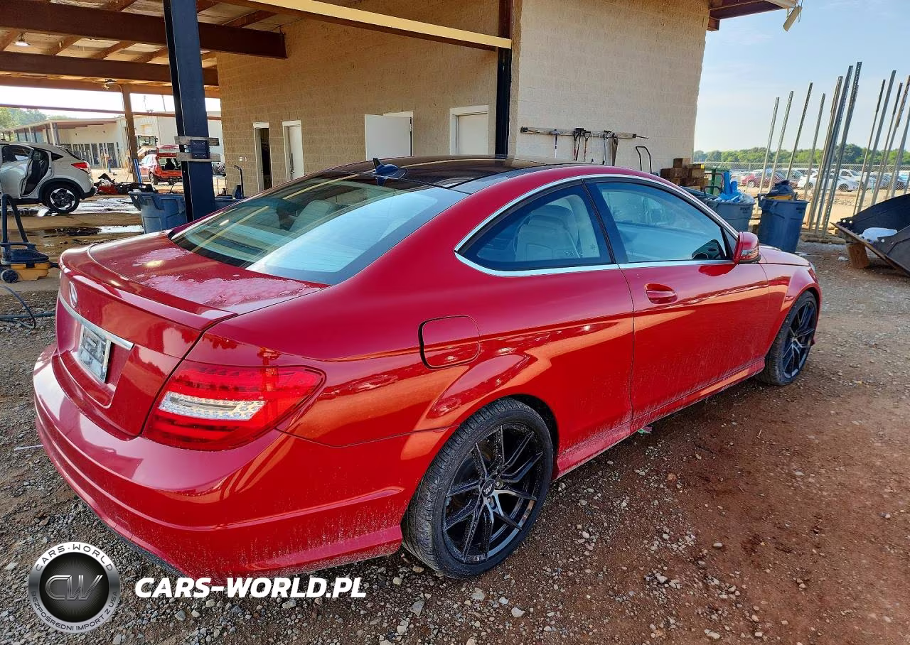 2015 Mercedes-Benz C 250 VIN:WDDGJ4HB9FG363945 - 3