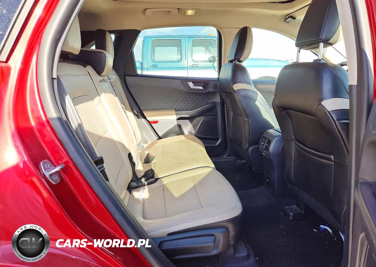 2020 Ford Escape Titanium VIN:1FMCU9J95LUC24778 - 10