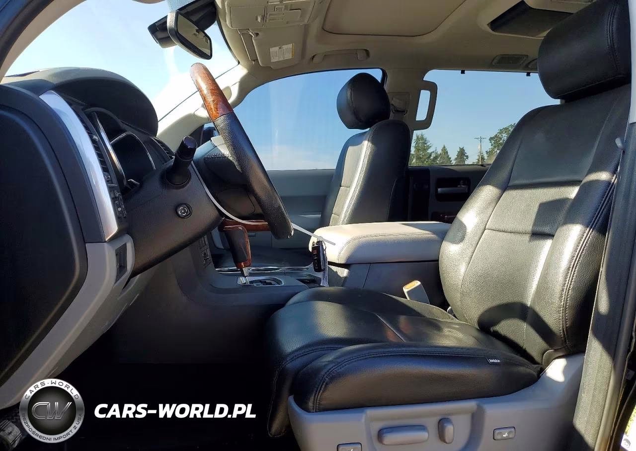 2020 Toyota Sequoia Platinum VIN:5TDDY5G10LS180197 - 7