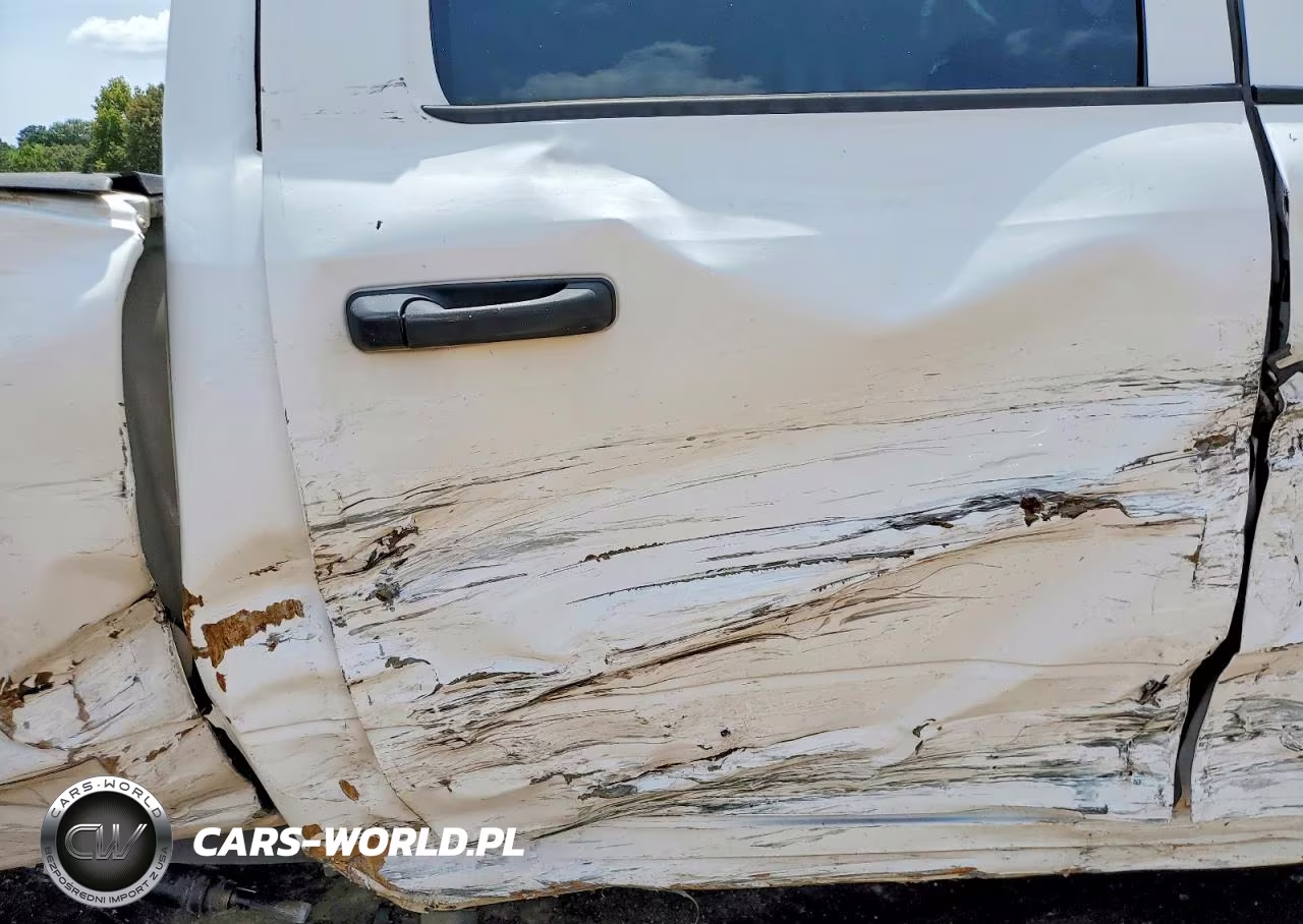 2020 Ram 3500 Tradesman VIN:3C63RRGL8LG198275 - 10
