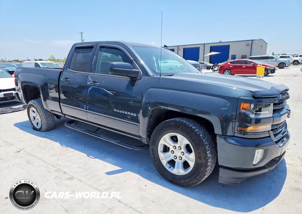 2017 Chevrolet Silverado K1500 Lt VIN:1GCVKREC7HZ327543 - 4