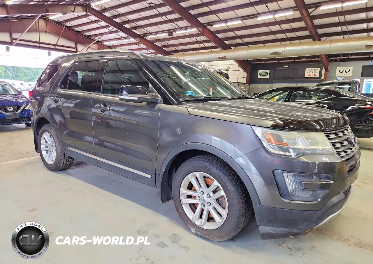 2016 Ford Explorer Xlt VIN:1FM5K7DH3GGB30103 - 4