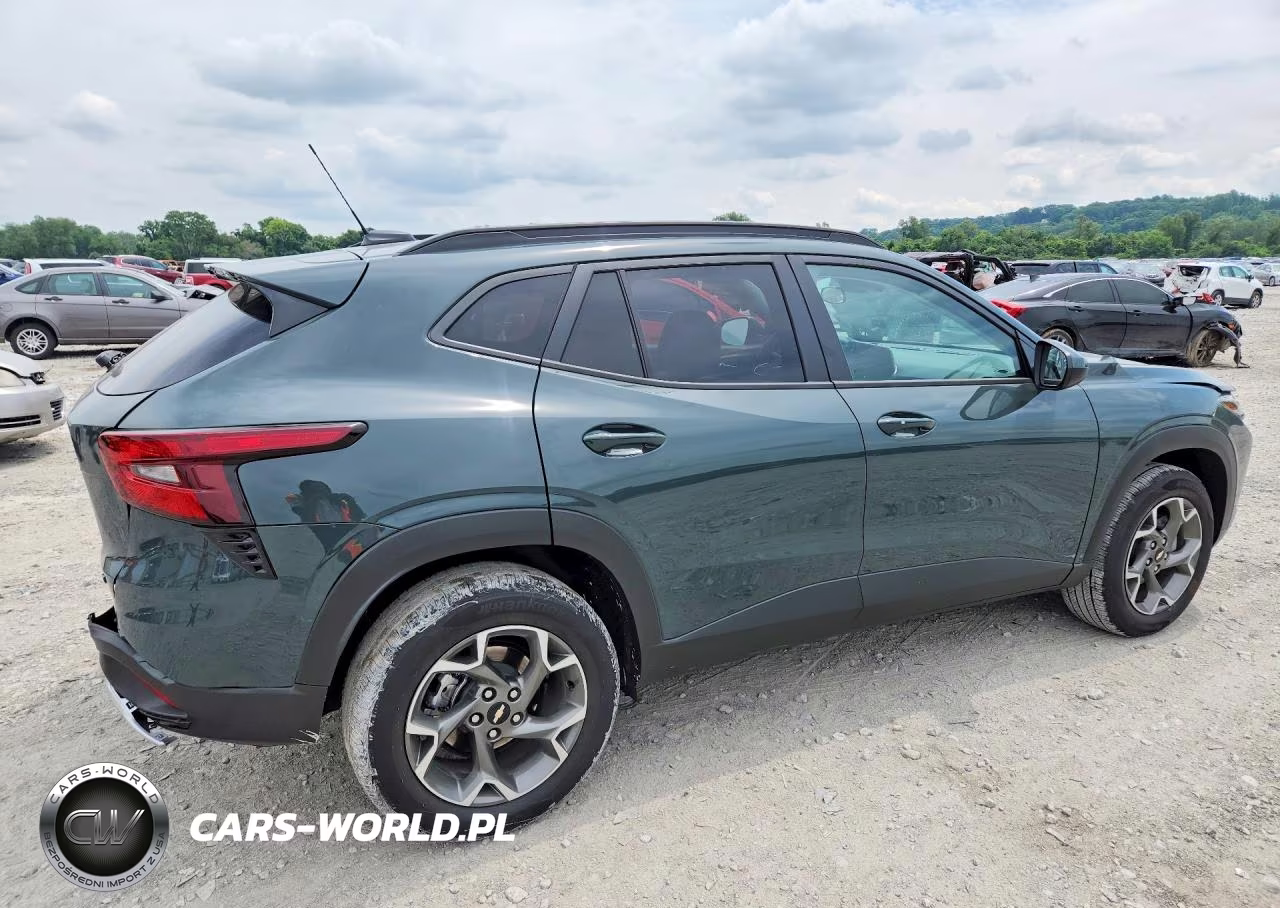 2025 Chevrolet Trax 1Lt VIN:KL77LHEP4SC326084 - 3