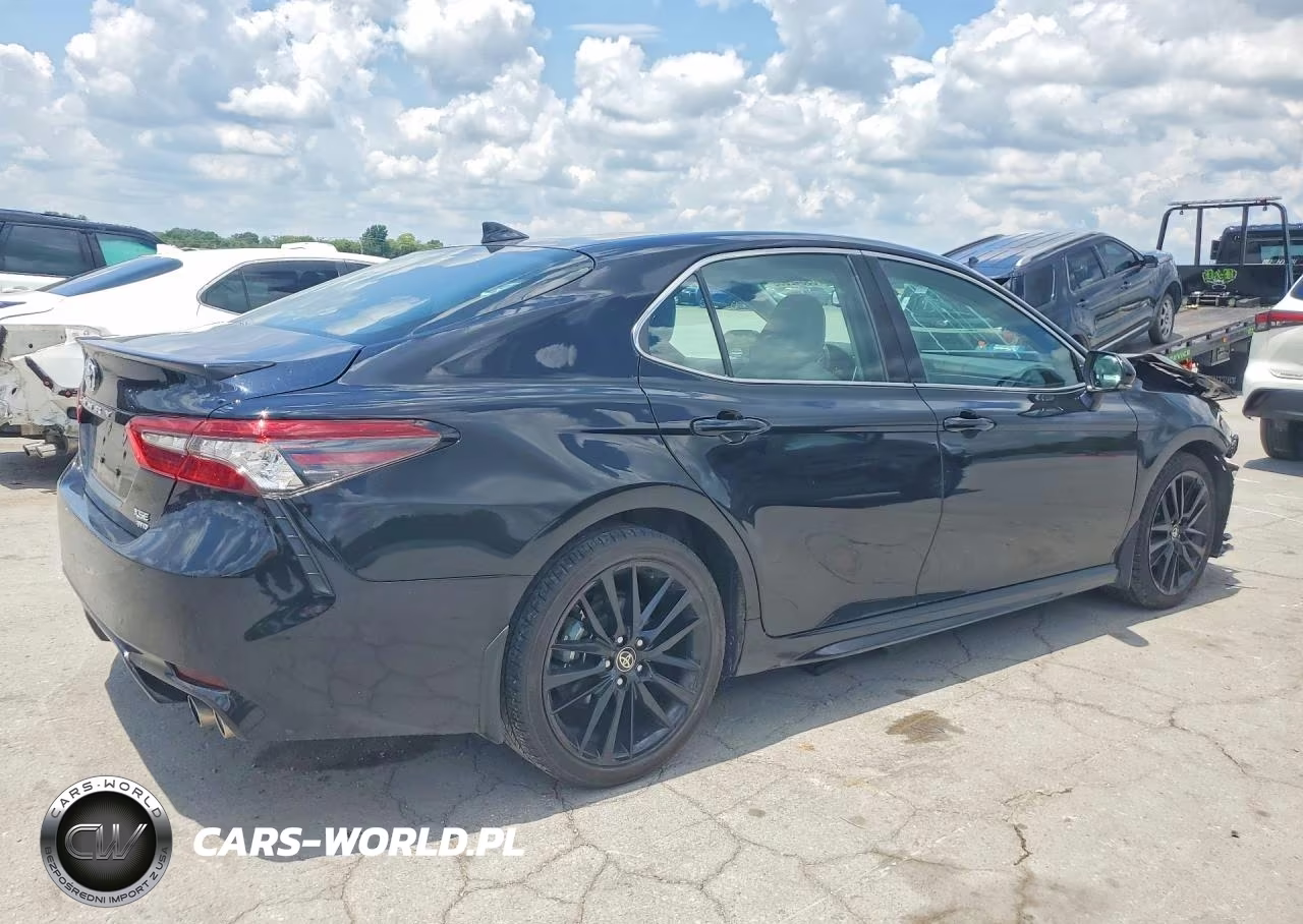 2024 Toyota Camry Xse VIN:4T1K61BK1RU117907 - 3