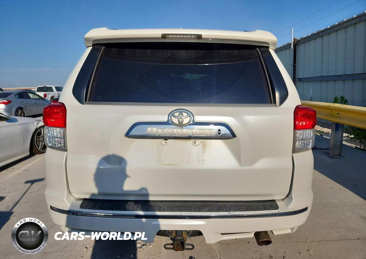 2010 Toyota 4Runner Limited VIN:JTEZU5JR5A5002025 - 6