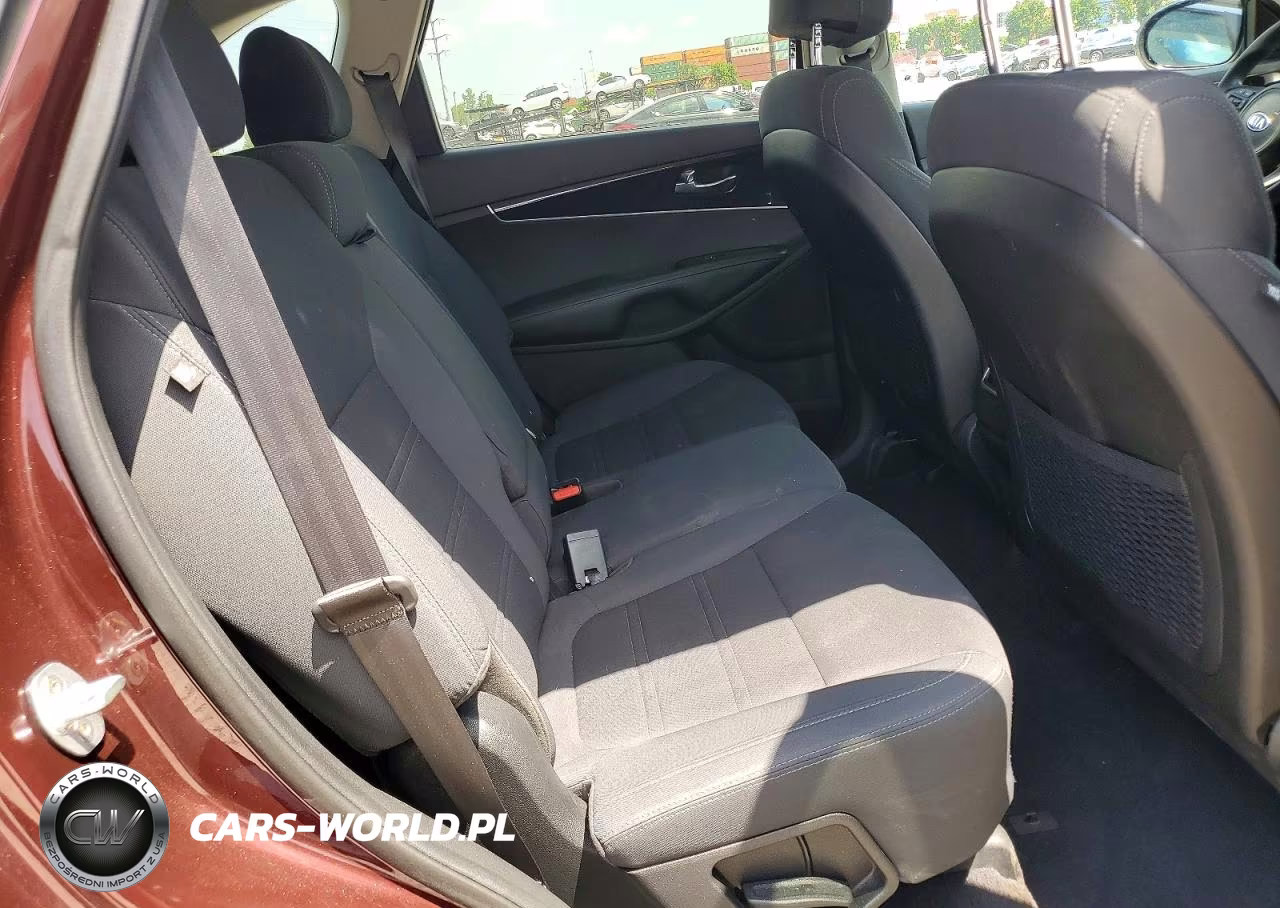 2017 Kia Sorento Lx VIN:5XYPG4A32HG196264 - 11