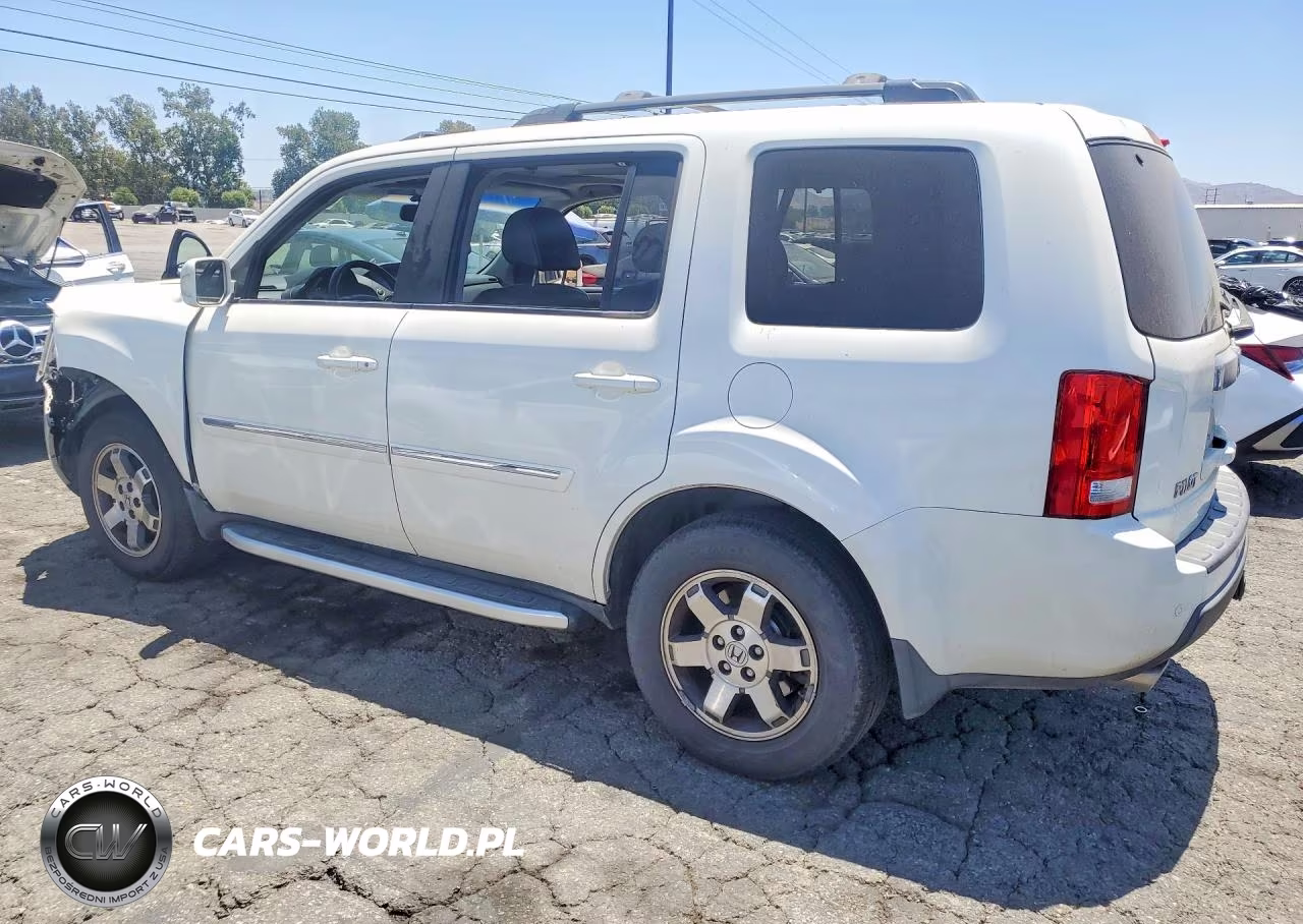 2011 Honda Pilot Touring VIN:5FNYF3H97BB052252 - 2