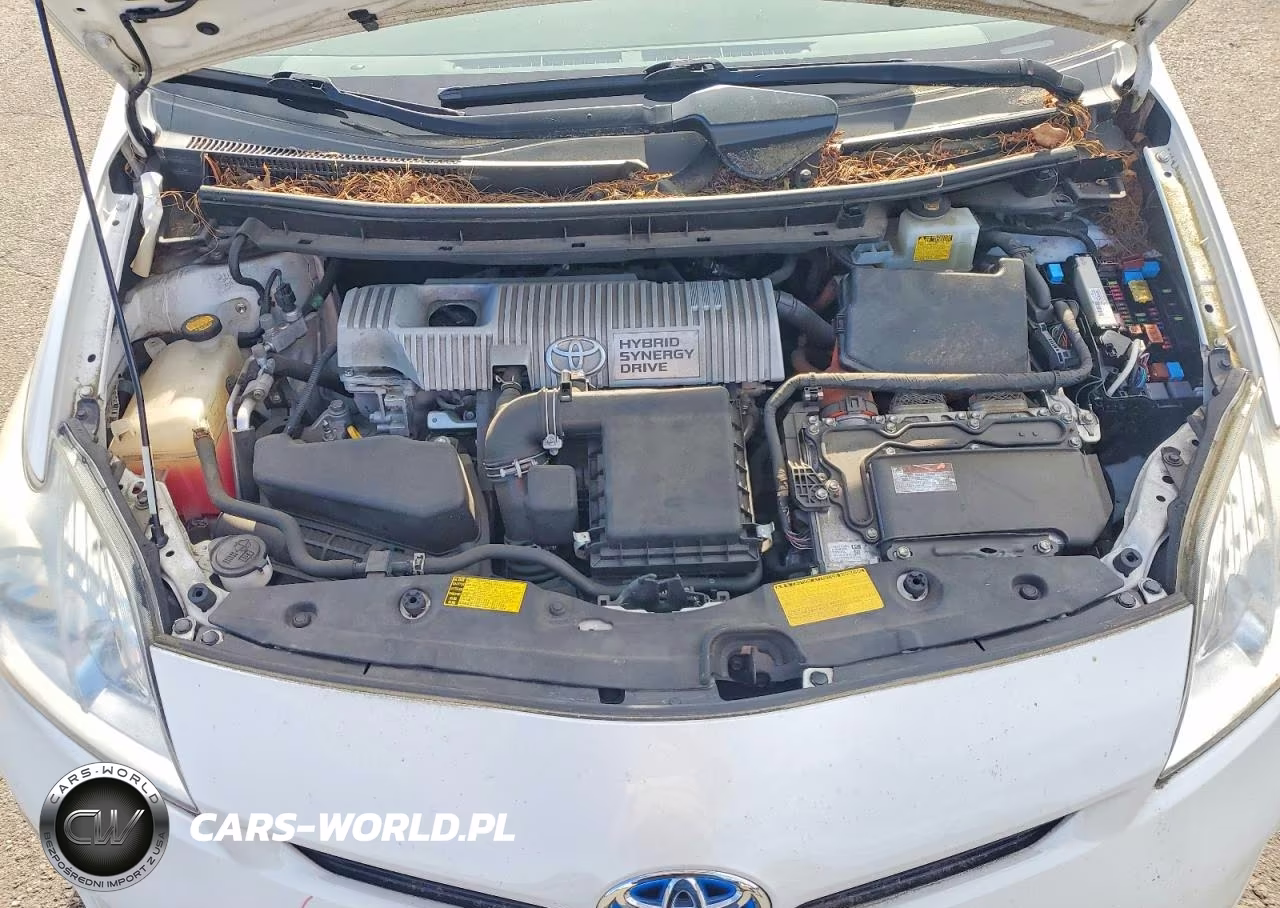 2013 Toyota Prius Three VIN:JTDKN3DU4D5573386 - 11