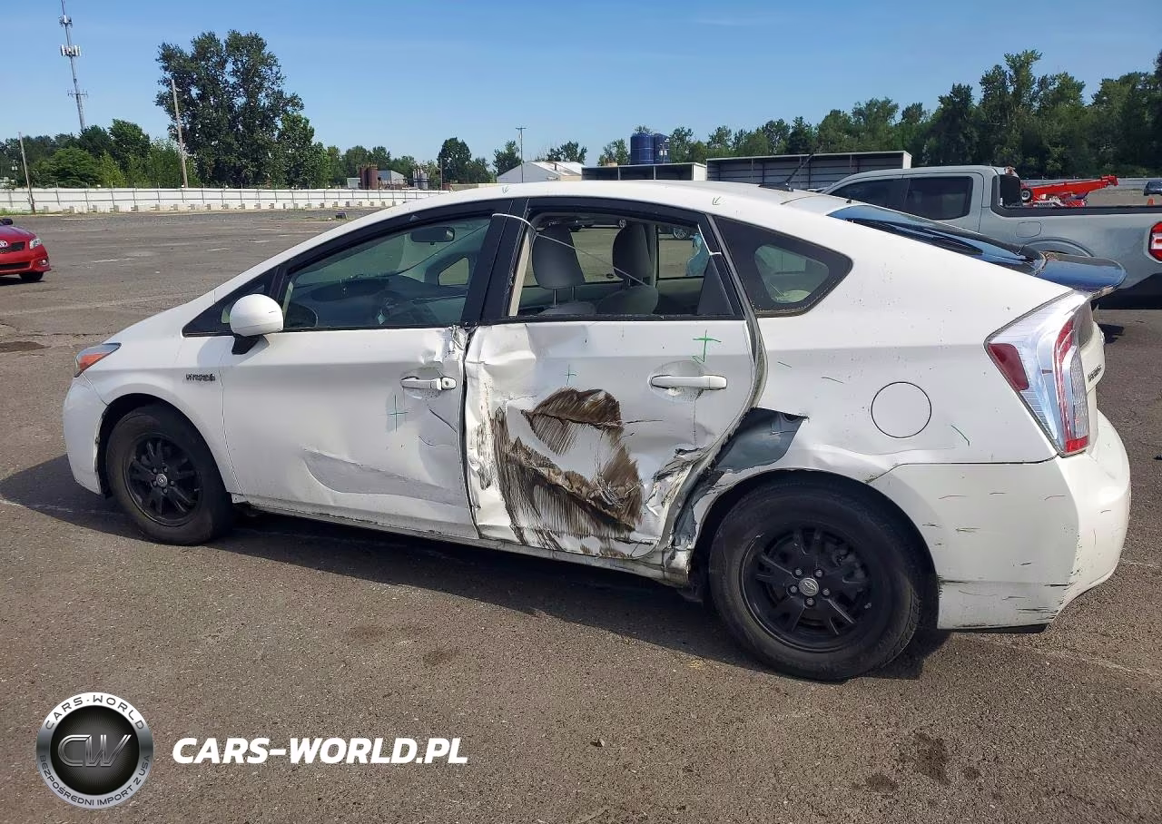2013 Toyota Prius Three VIN:JTDKN3DU4D5573386 - 2