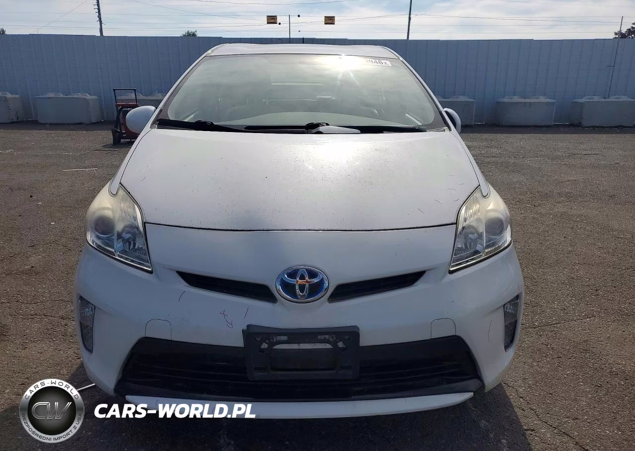 2013 Toyota Prius Three VIN:JTDKN3DU4D5573386 - 5