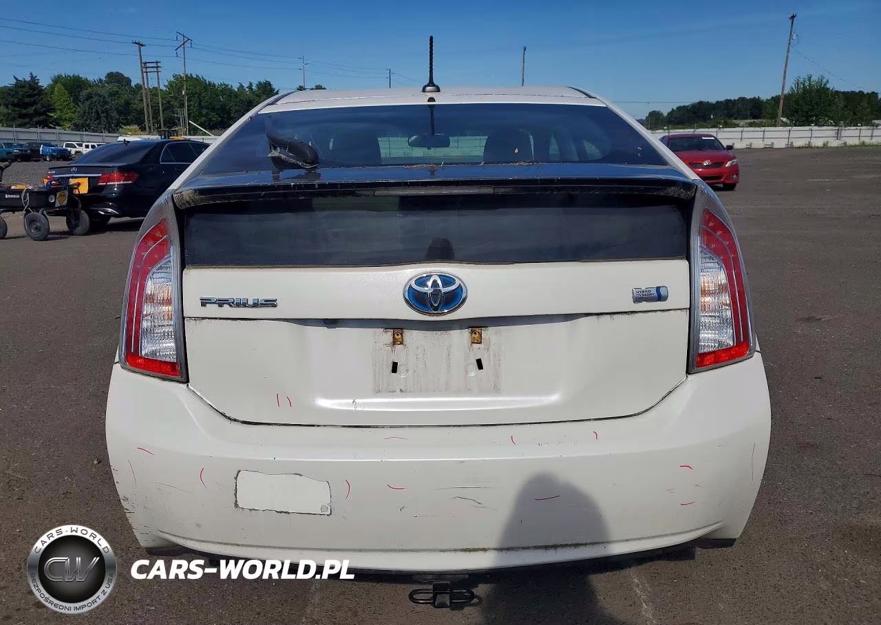 2013 Toyota Prius Three VIN:JTDKN3DU4D5573386 - 6