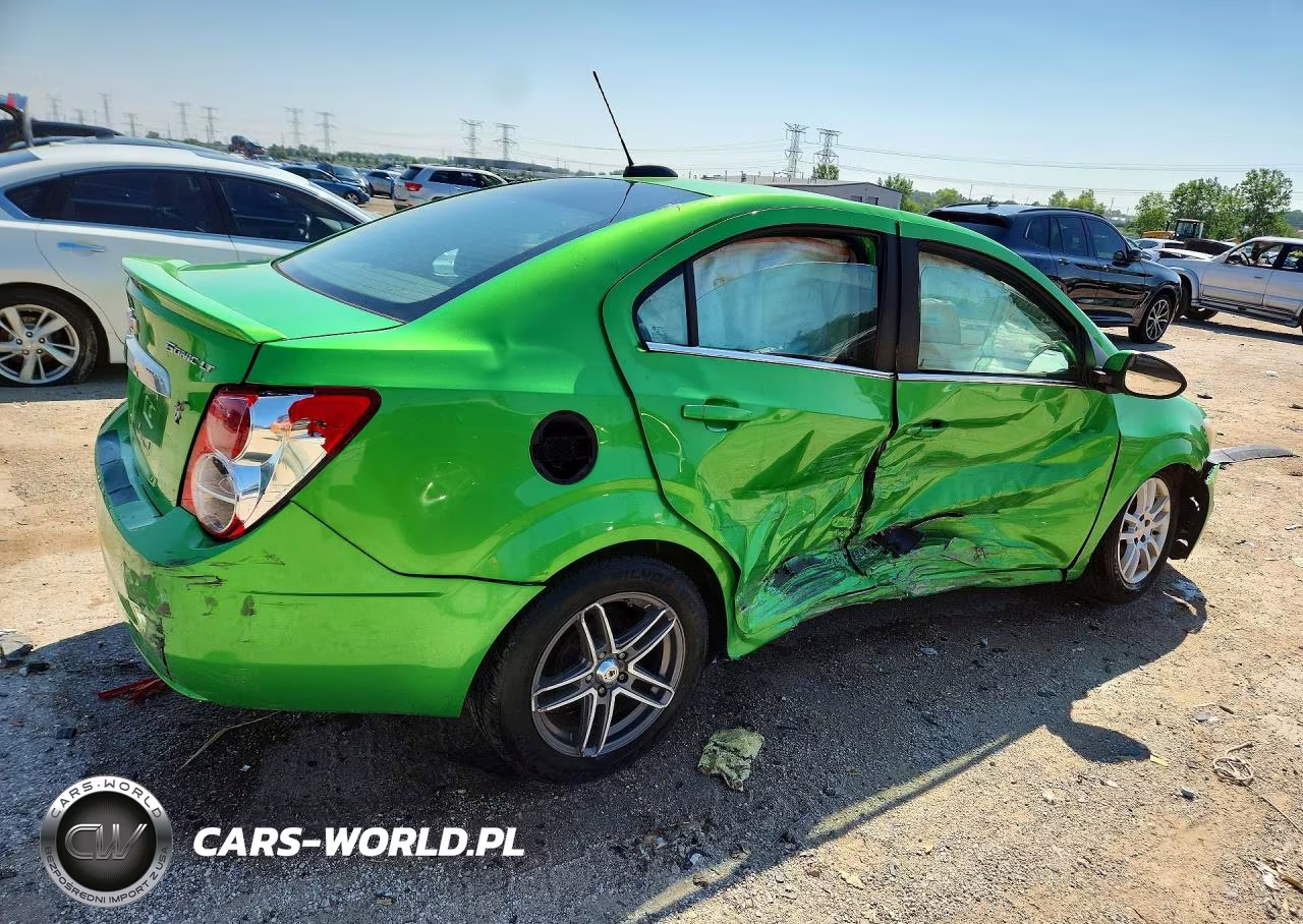 2015 Chevrolet Sonic Lt VIN:1G1JC5SH7F4102479 - 3