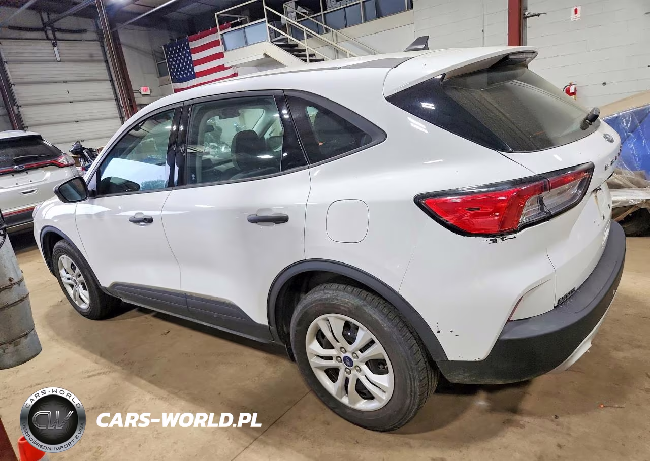 2021 Ford Escape S VIN:1FMCU9F65MUA68001 - 2