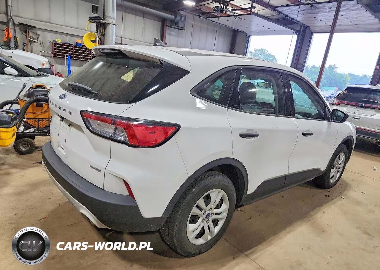 2021 Ford Escape S VIN:1FMCU9F65MUA68001 - 3
