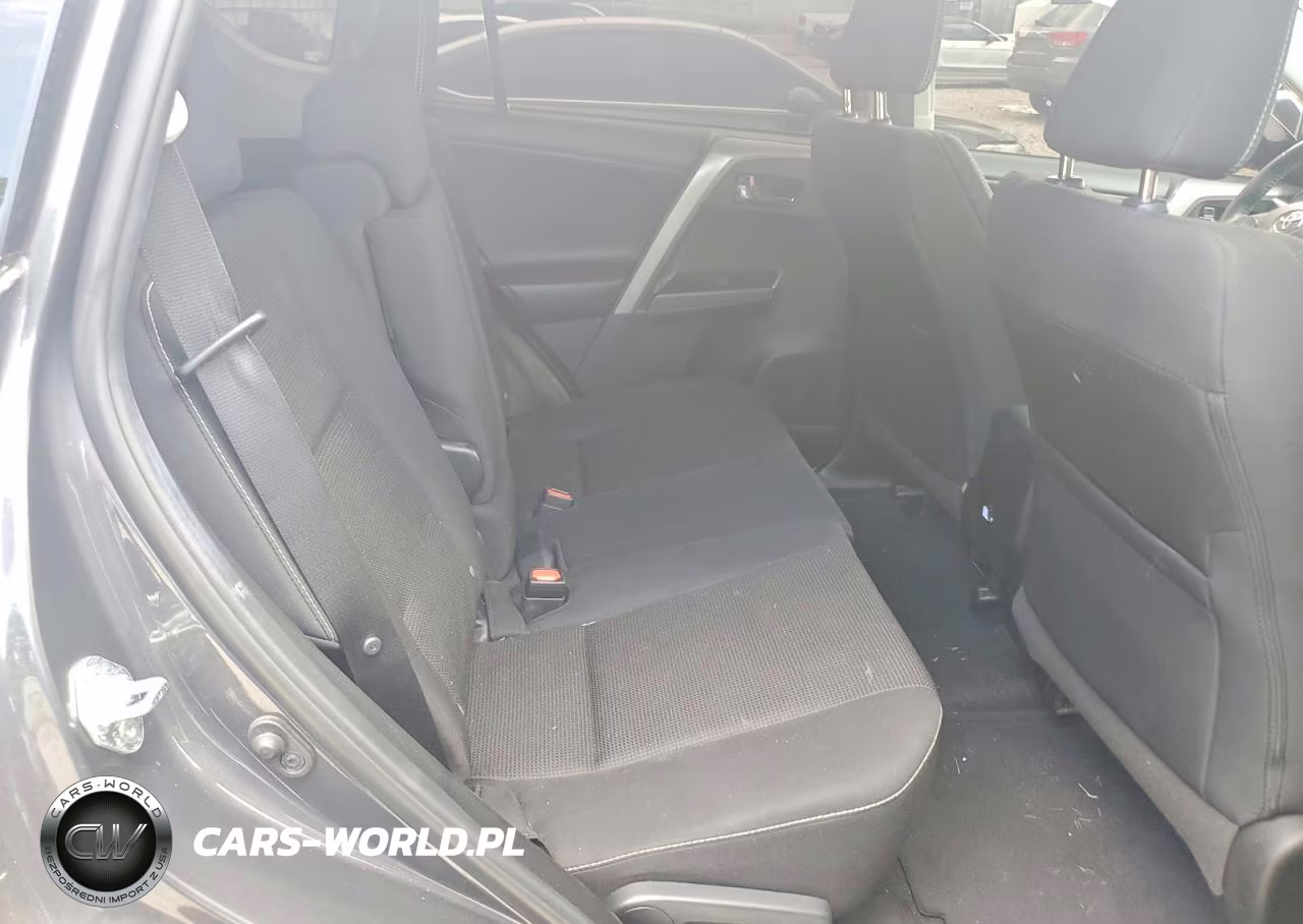 2018 Toyota Rav4 Xle VIN:2T3WFREV4JW509376 - 10