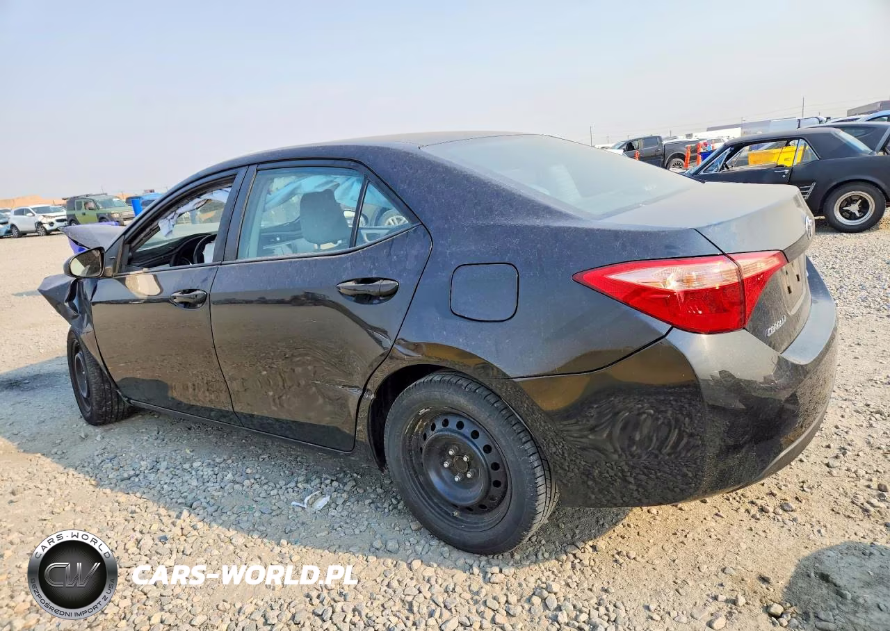 2018 Toyota Corolla Le VIN:2T1BURHE0JC020242 - 2