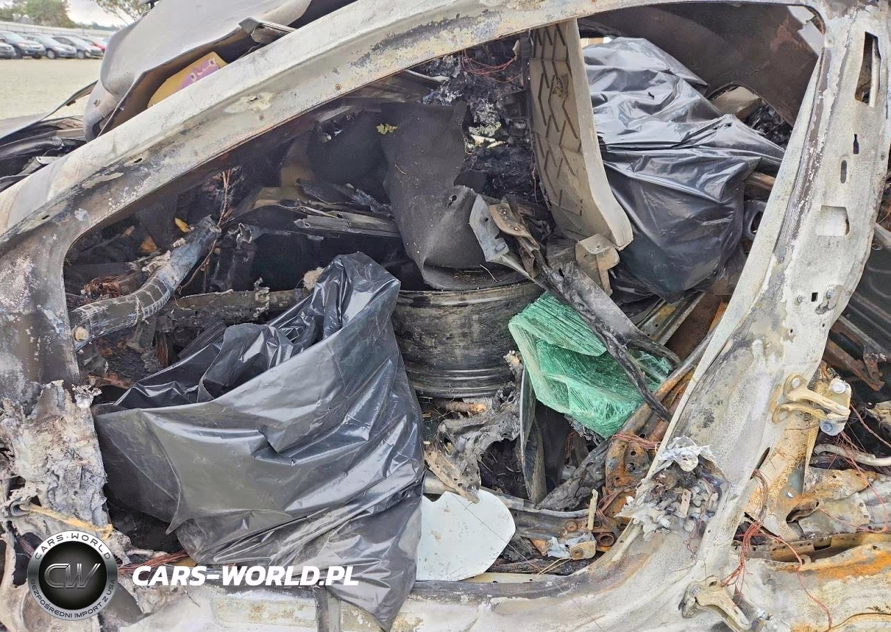 2023 Tesla Model 3 VIN:5YJ3E1EA3PF464546 - 7