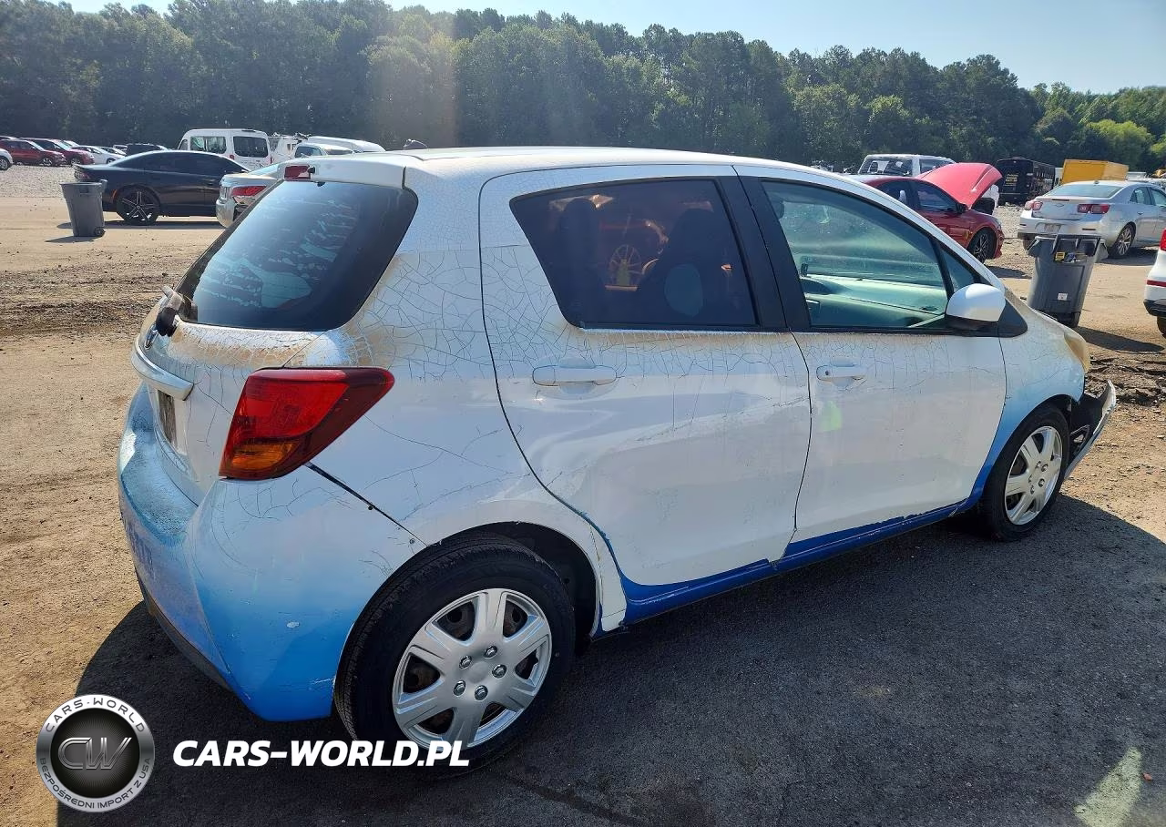2015 Toyota Yaris 5-Door L VIN:VNKKTUD33FA023827 - 3