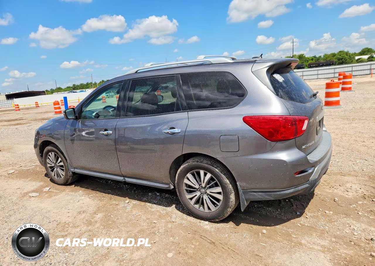 2017 Nissan Pathfinder S VIN:5N1DR2MN4HC672593 - 2