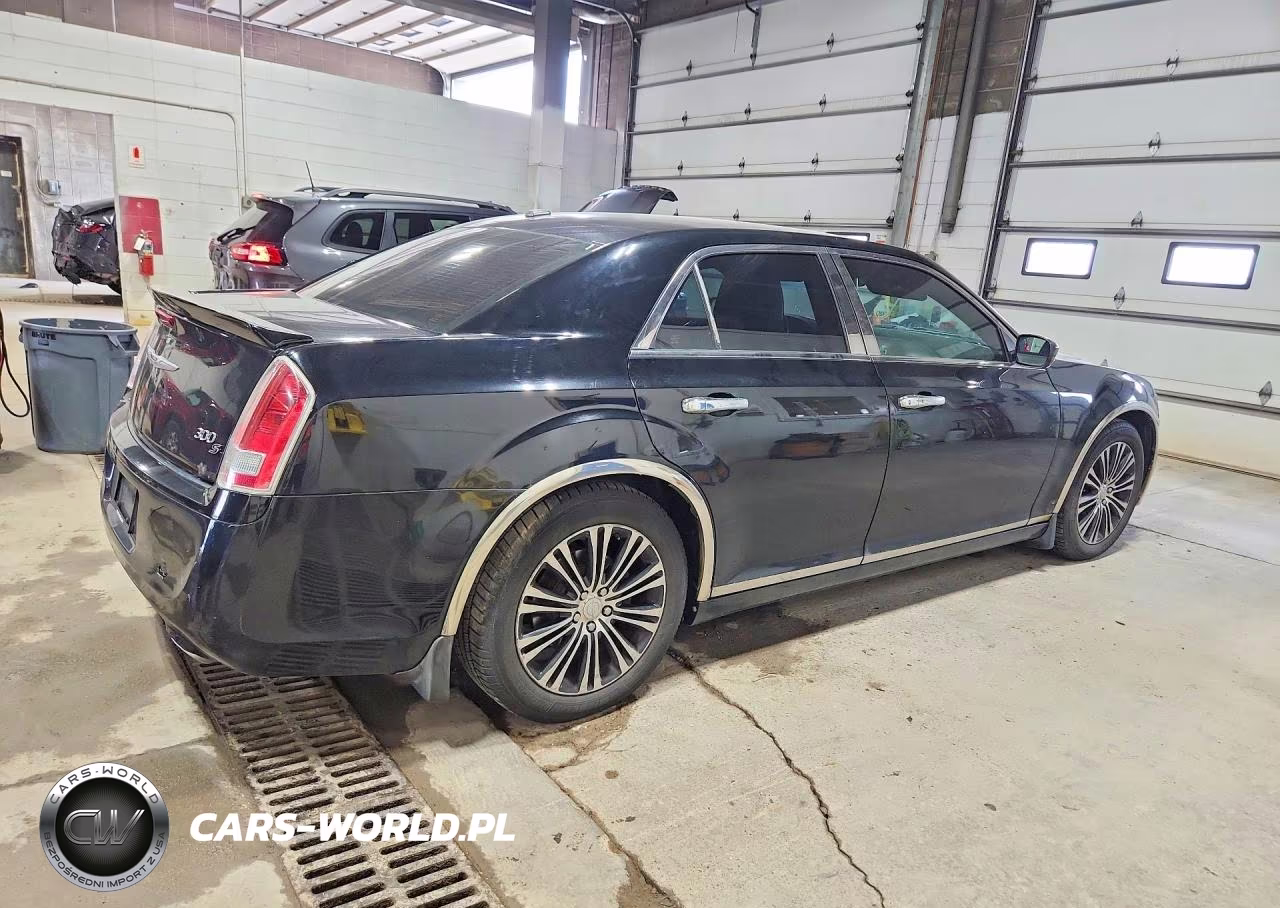 2012 Chrysler 300 VIN:2C3CCAJTXCH289718 - 3