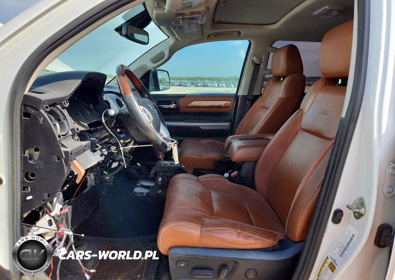 2020 Toyota Tundra 1794 Edition VIN:5TFAY5F17LX907317 - 7