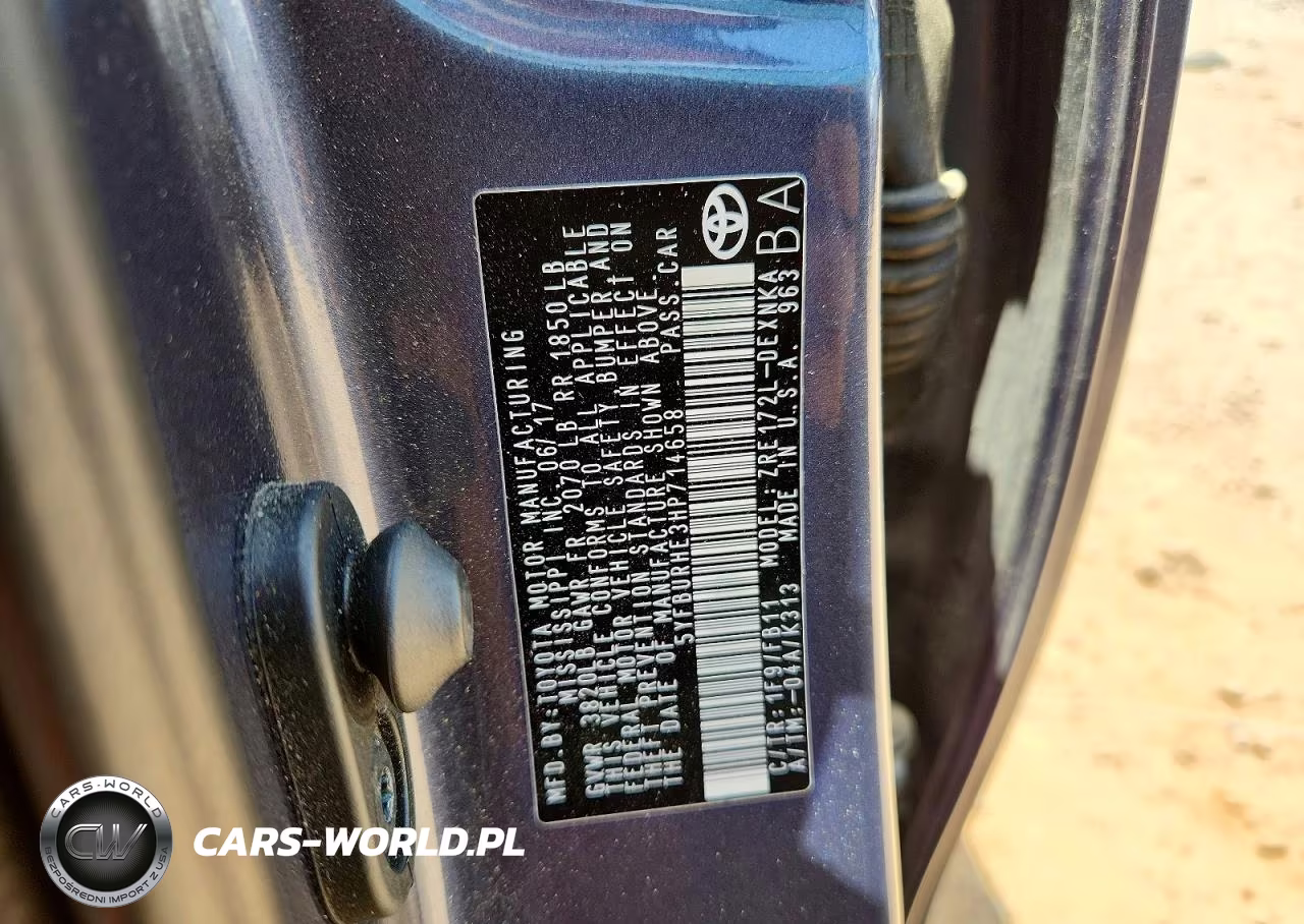 2017 Toyota Corolla Le VIN:5YFBURHE3HP714658 - 12