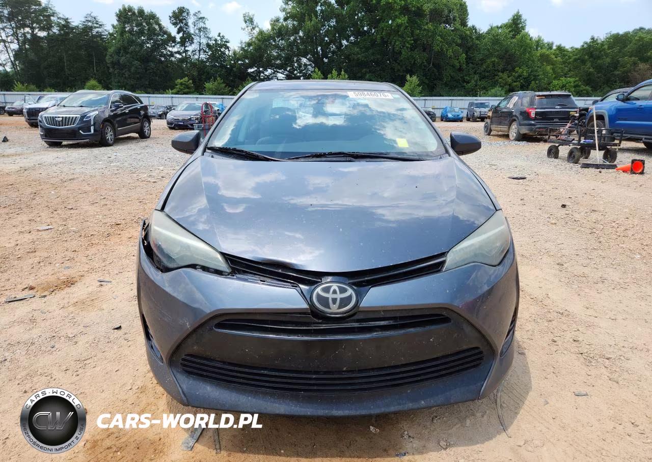 2017 Toyota Corolla Le VIN:5YFBURHE3HP714658 - 5