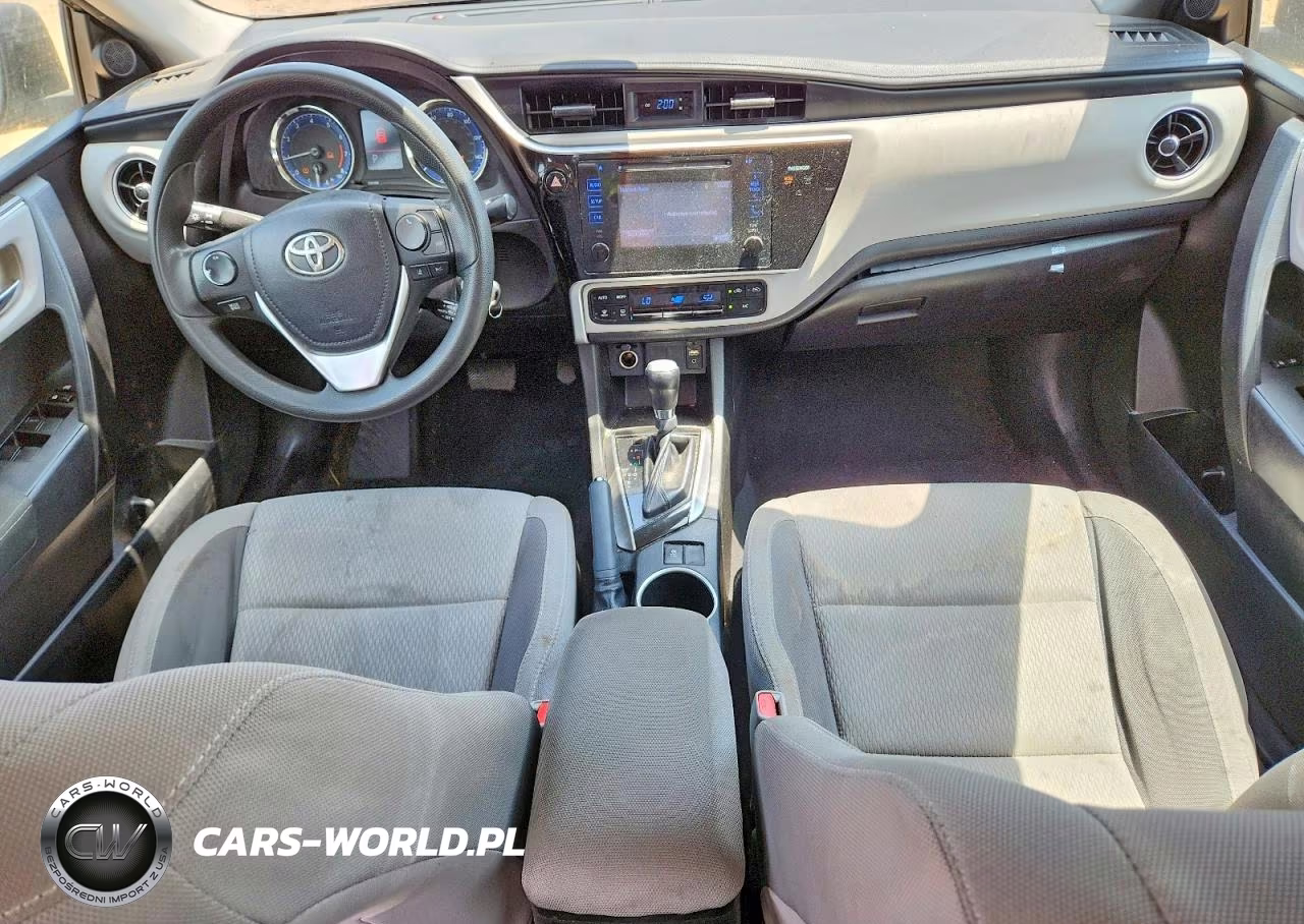 2017 Toyota Corolla Le VIN:5YFBURHE3HP714658 - 8