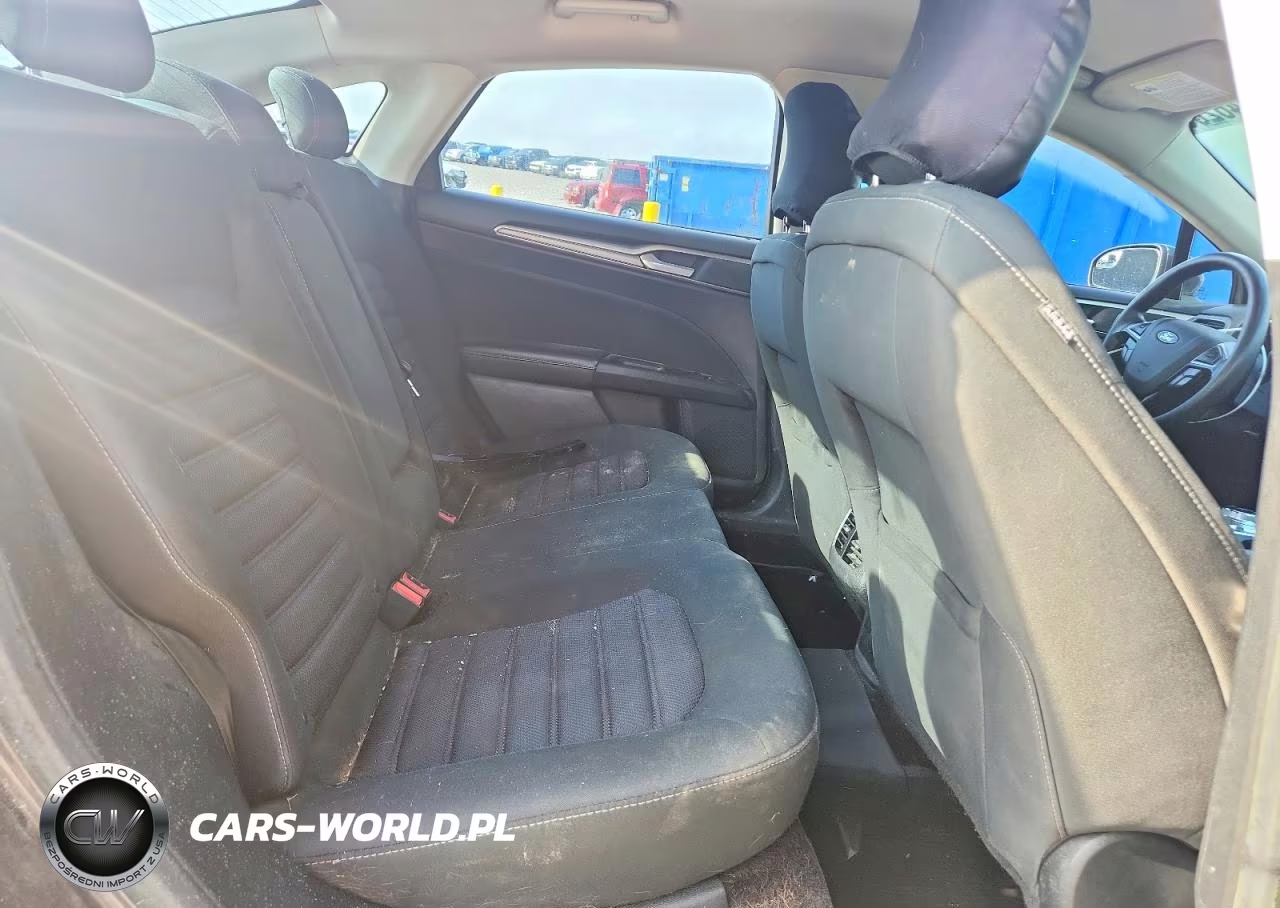 2017 Ford Fusion Se VIN:3FA6P0H75HR144636 - 10
