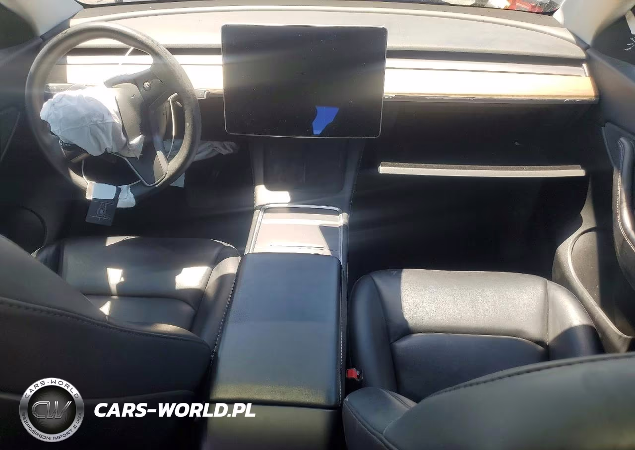 2021 Tesla Model Y VIN:5YJYGDEE1MF143802 - 8