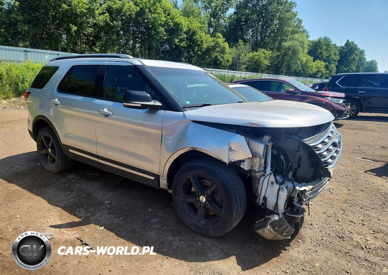 2016 Ford Explorer Xlt VIN:1FM5K8D83GGA05530 - 4
