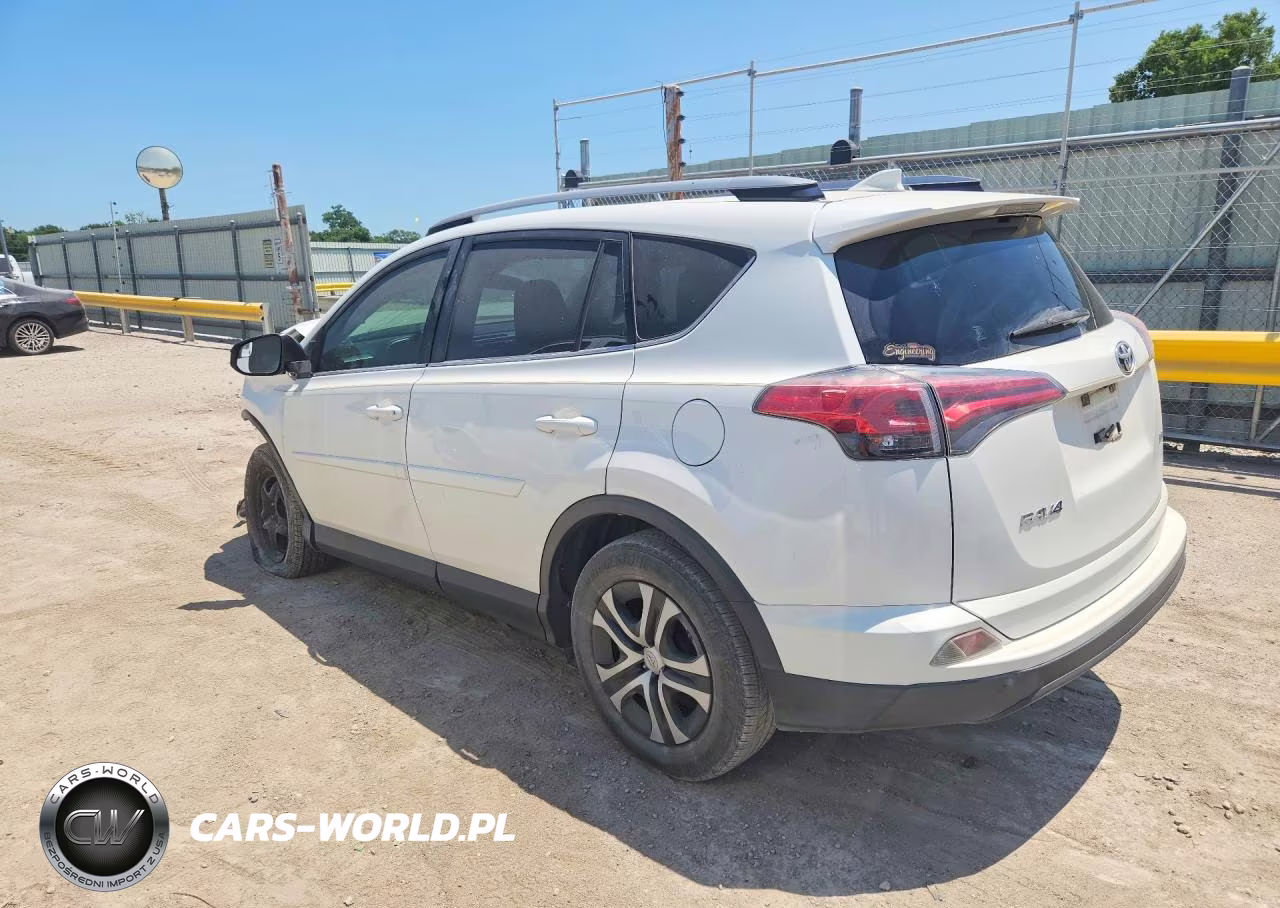 2017 Toyota Rav4 Le VIN:JTMZFREVXHJ136642 - 2
