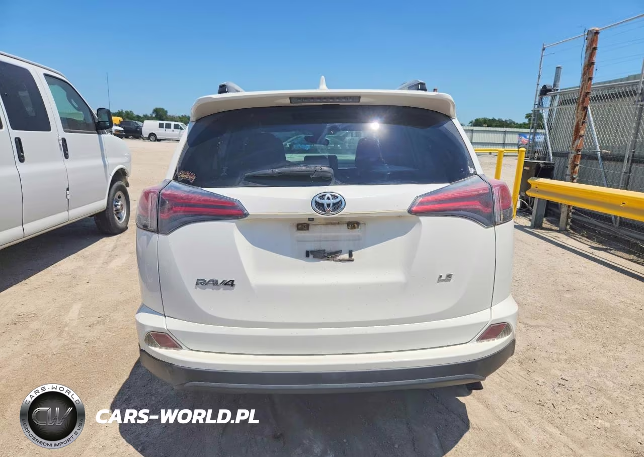 2017 Toyota Rav4 Le VIN:JTMZFREVXHJ136642 - 6