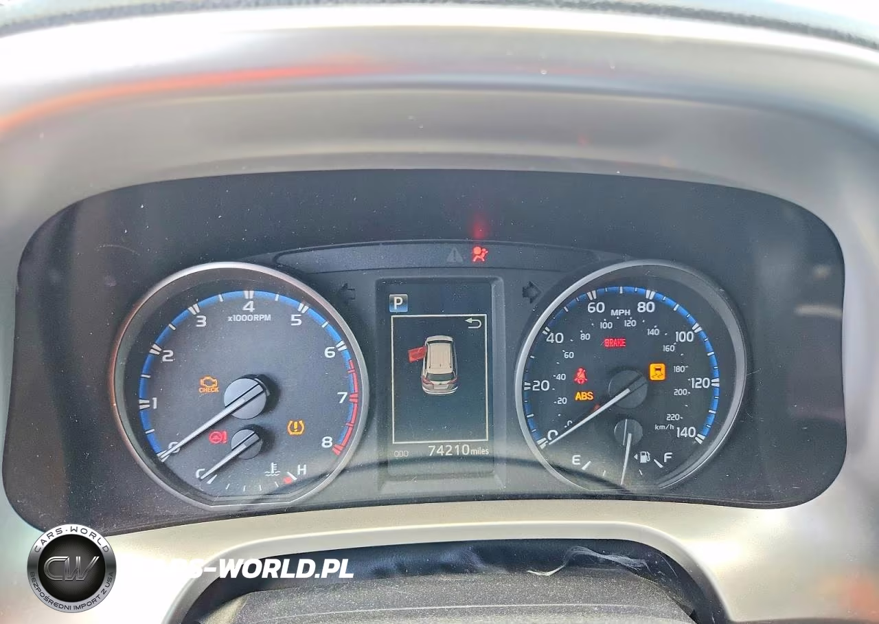 2017 Toyota Rav4 Le VIN:JTMZFREVXHJ136642 - 9