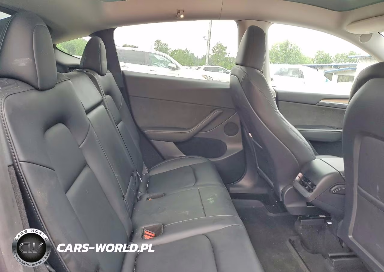 2023 Tesla Model Y VIN:7SAYGDEF3PF866079 - 11