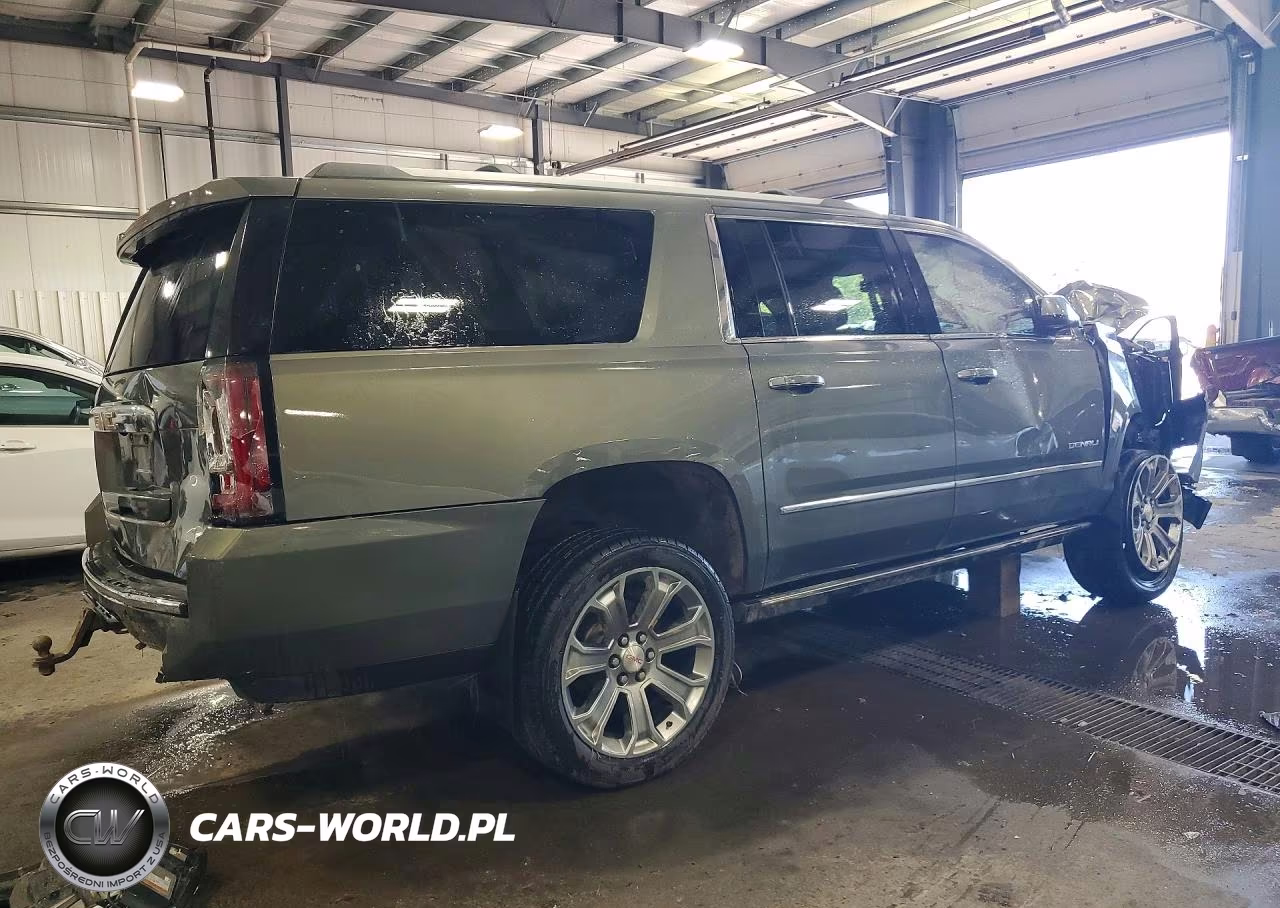 2017 GMC Yukon Xl Denali VIN:1GKS2HKJ1HR138634 - 3