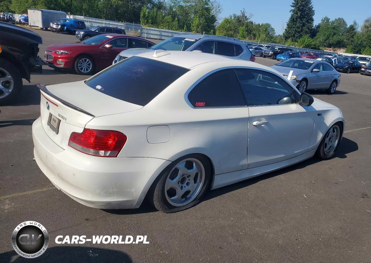 2010 BMW 128 VIN:WBAUP9C54AVL89283 - 3