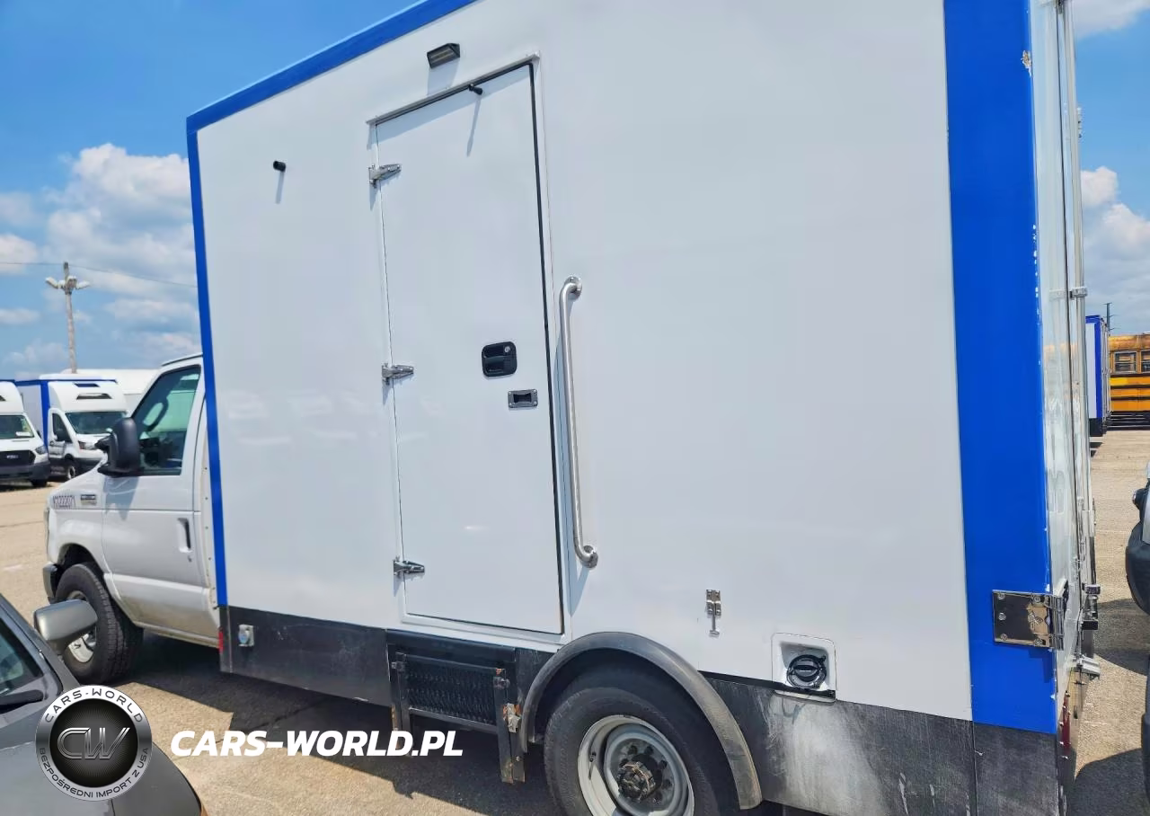 2023 Ford E350 Refrigerated Box Truck VIN:1FDWE3FK7PDD08447 - 2