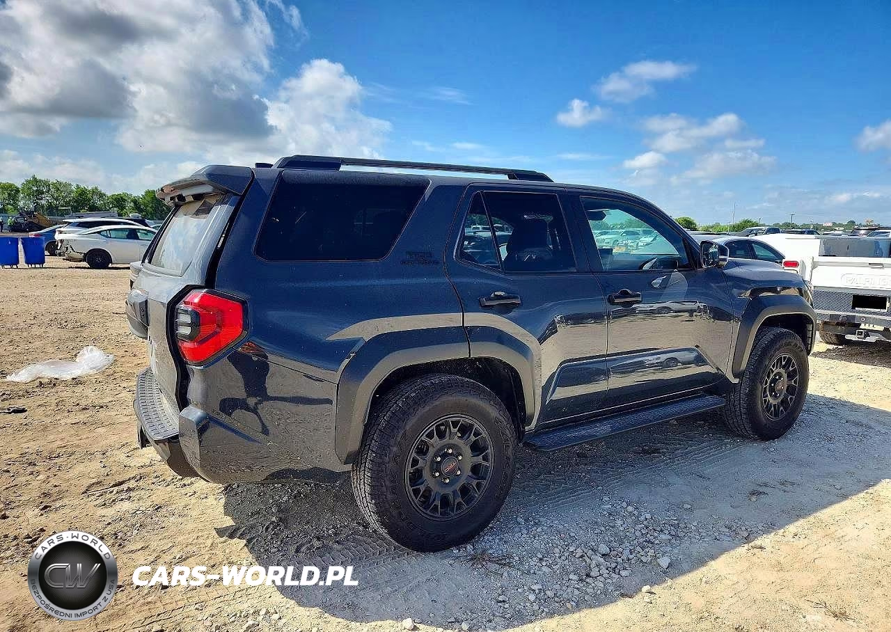 2025 Toyota 4Runner Trd Off-Road Premium VIN:JTEVA5BRXS5030930 - 3
