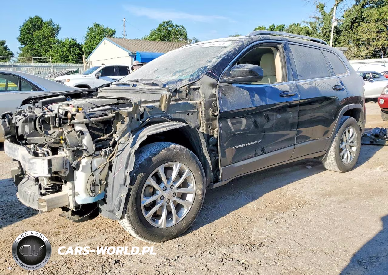 2019 Jeep Cherokee Latitude – zdjęcie 1 z 14