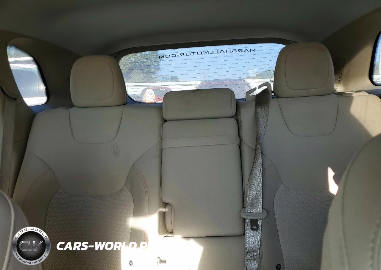 2019 Jeep Cherokee Latitude VIN:1C4PJMCX3KD125436 - 10