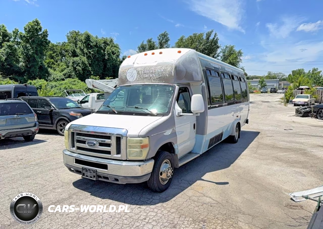 2010 Ford Econoline E450 Super Duty Cutaway Van VIN:1FDXE4FSXADA45159 - 2