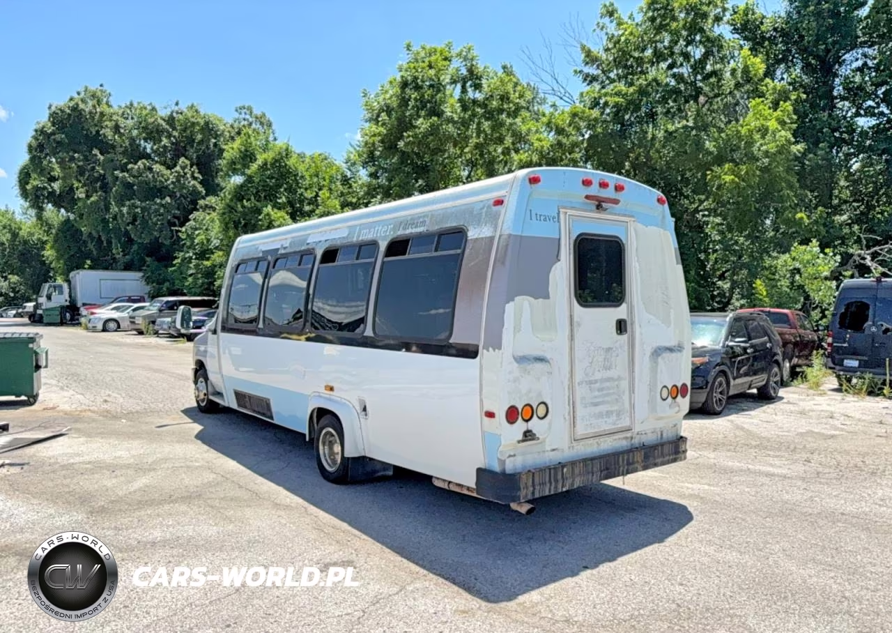 2010 Ford Econoline E450 Super Duty Cutaway Van VIN:1FDXE4FSXADA45159 - 3