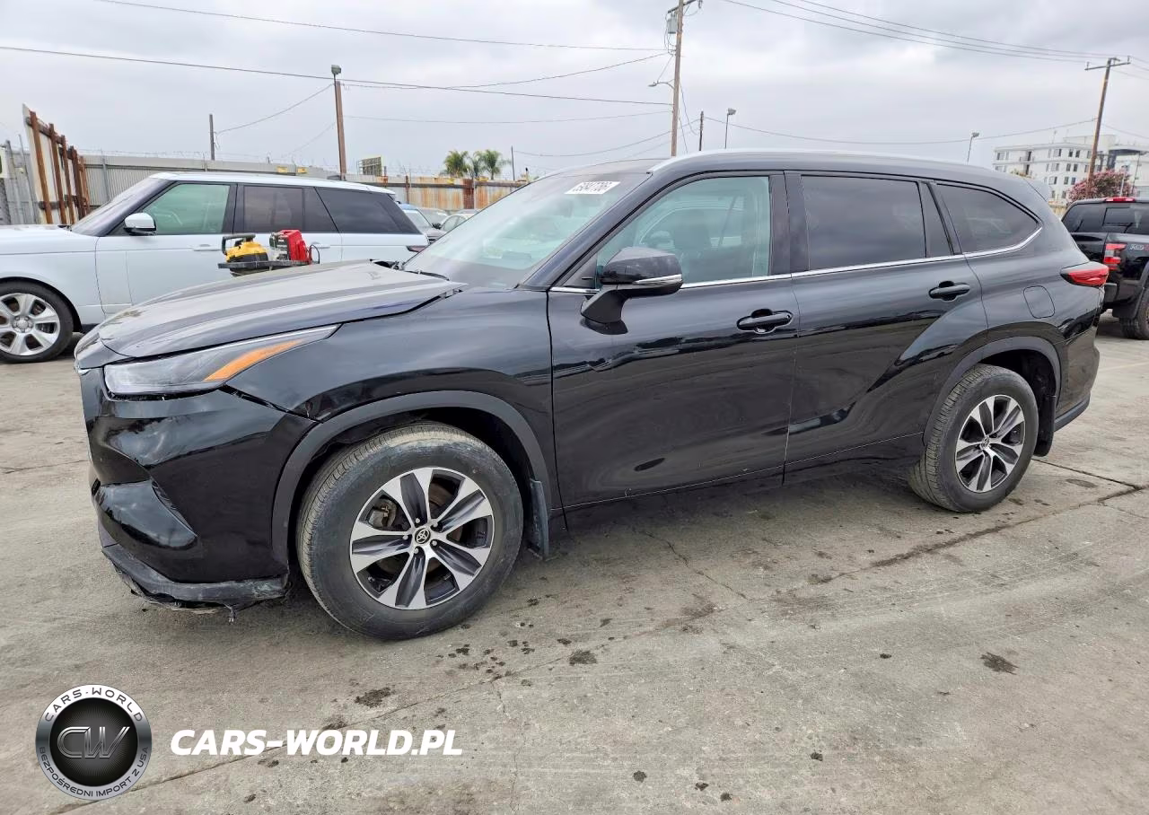 2022 Toyota Highlander Xle – zdjęcie 1 z 13