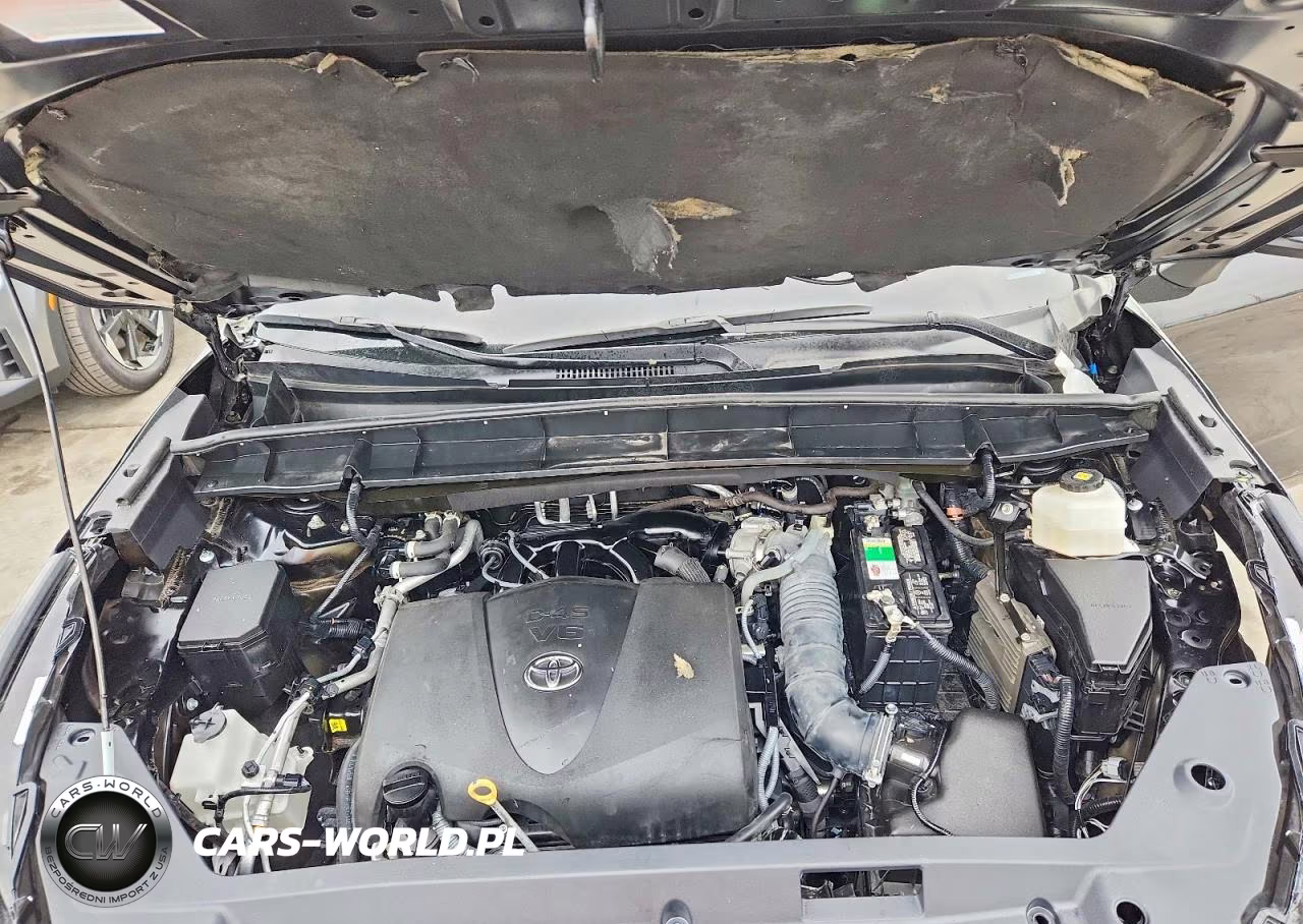 2022 Toyota Highlander Xle VIN:5TDGZRBH0NS586148 - 12