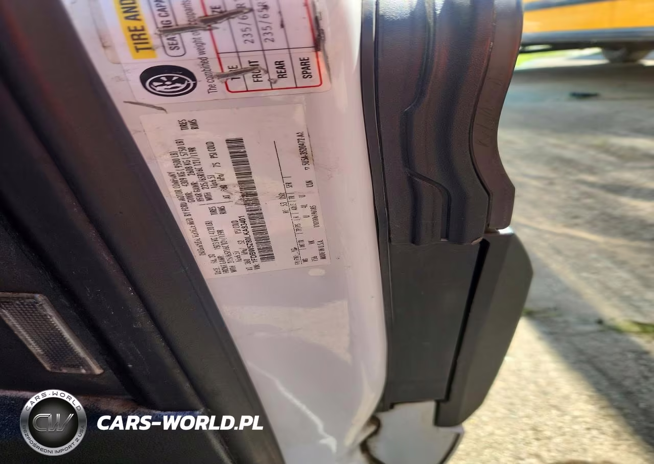 2020 Ford Transit T-350 VIN:1FDBW5Z80LKA83401 - 13