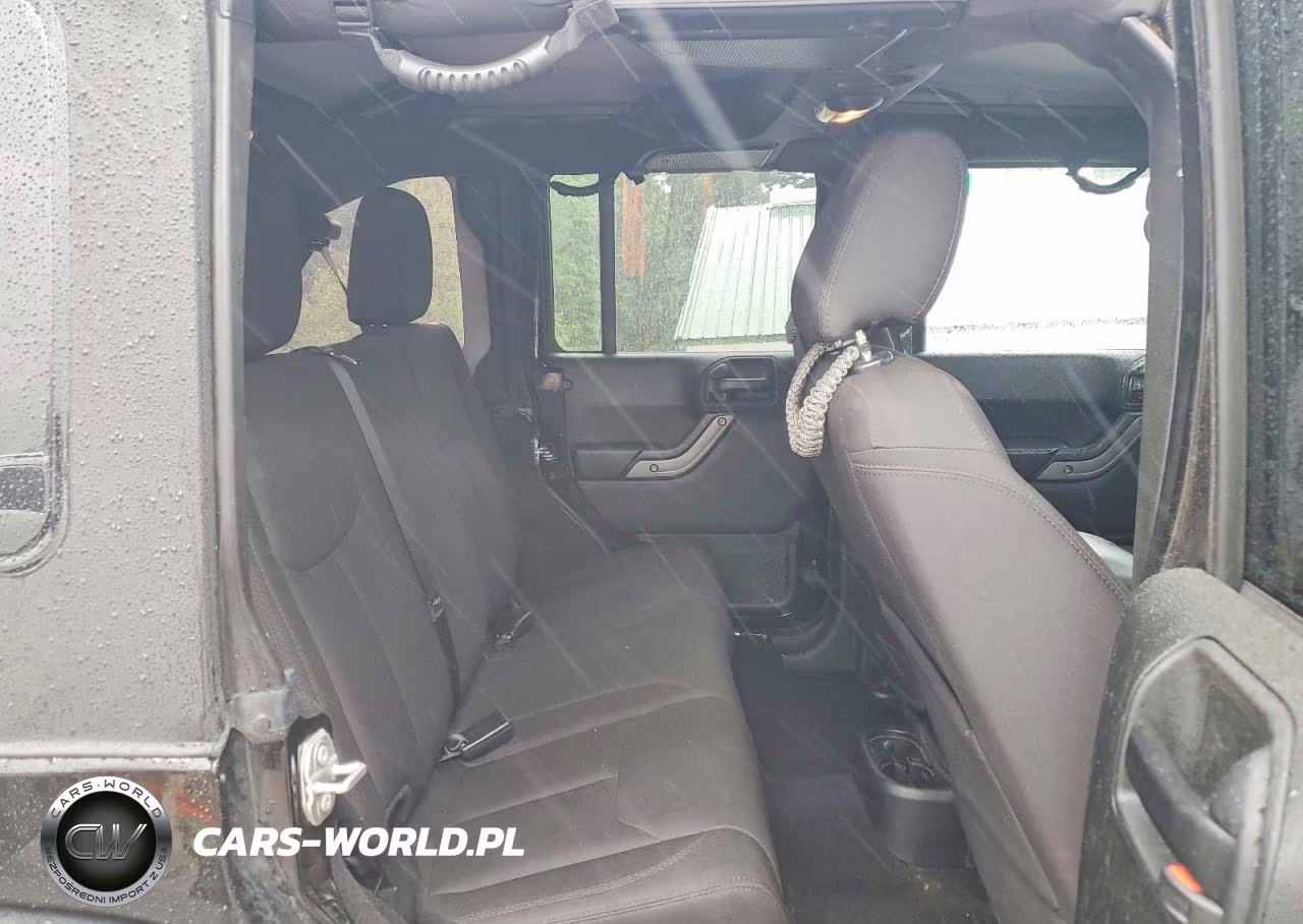 2017 Jeep Wrangler Unlimited Sport VIN:1C4BJWDG0HL596625 - 11