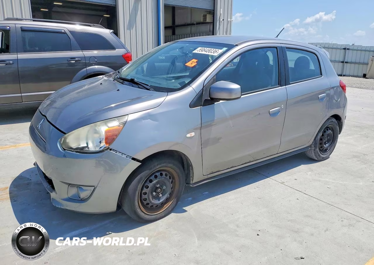 2015 Mitsubishi Mirage De – zdjęcie 1 z 12