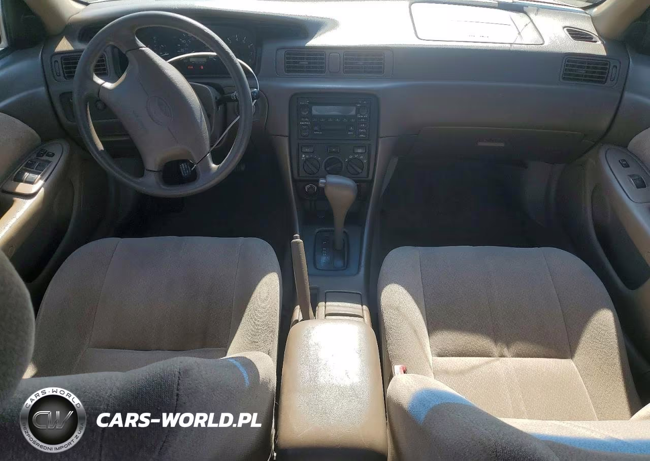 2000 Toyota Camry Le VIN:JT2BG22K2Y0425707 - 8