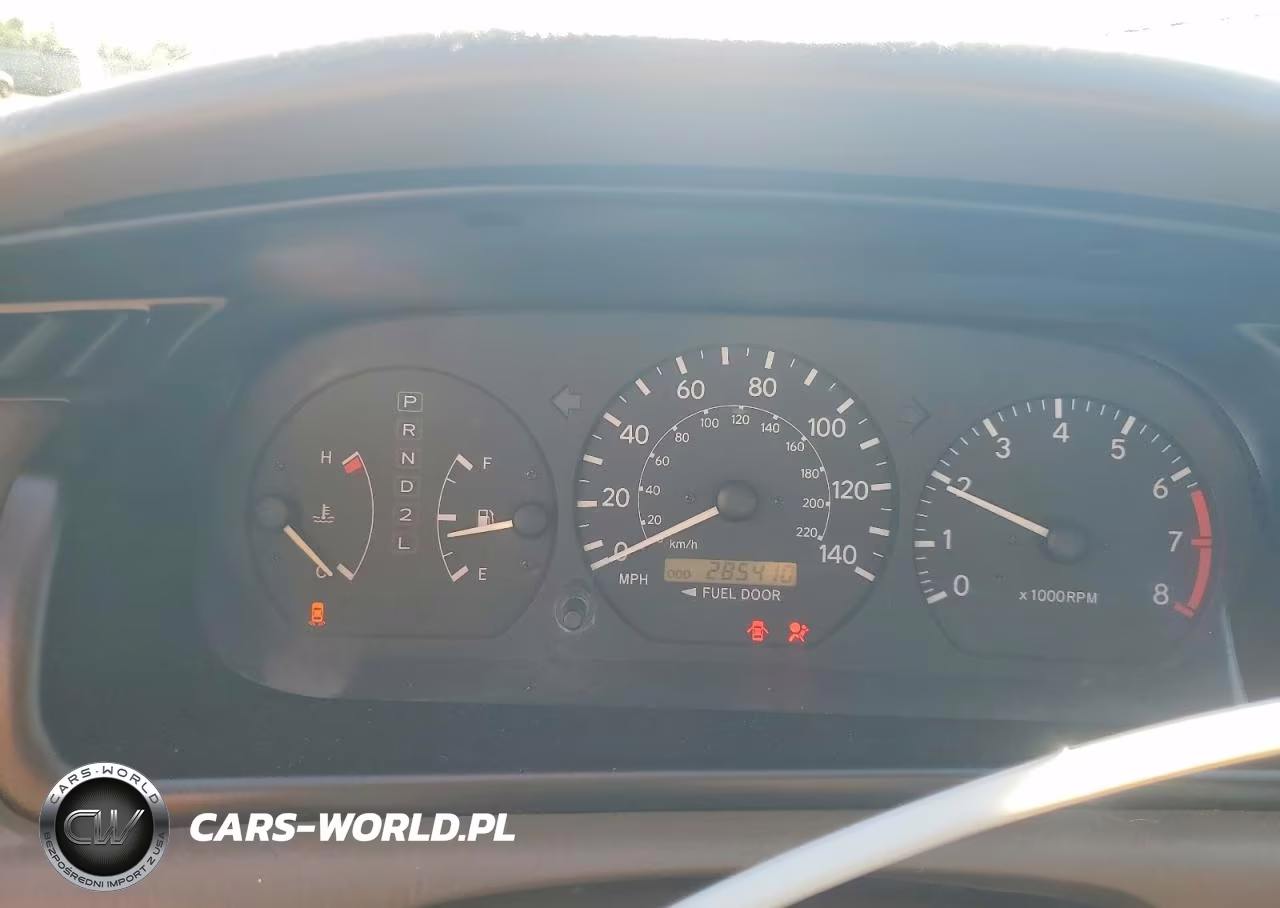 2000 Toyota Camry Le VIN:JT2BG22K2Y0425707 - 9